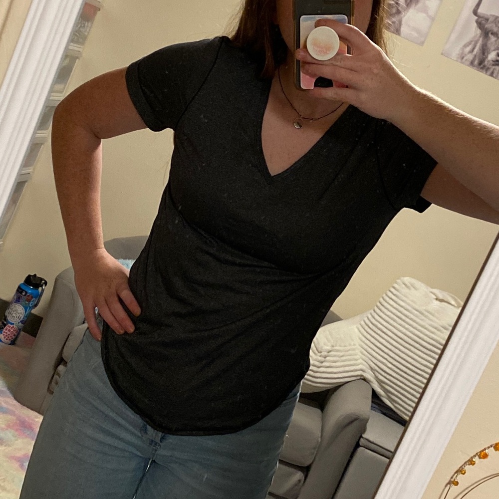 Black lululemon t shirt